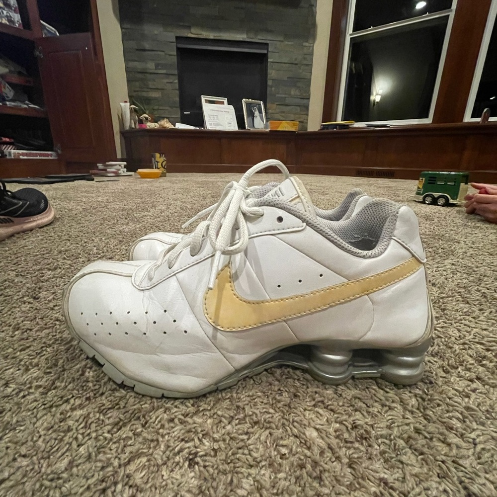Vintage White and Gold Nike Shoes